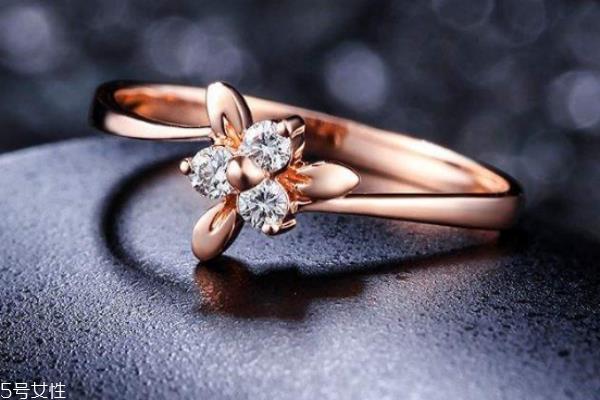 18k金钻戒会掉色吗 教你轻松应对