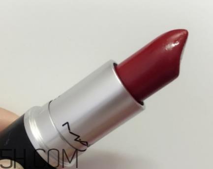 mac ladybug和ruby woo哪个好看_试色对比