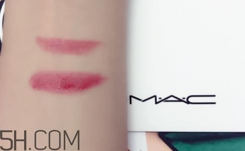 mac ladybug和ruby woo哪个好看_试色对比