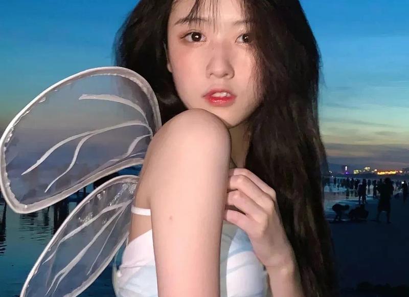 微信上女人这样回复你(在微信上这样回复你的女人)