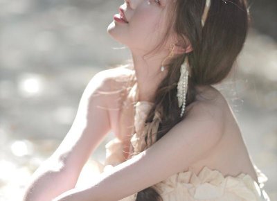 ​吸引她的注意 加完微信怎么搭讪女生