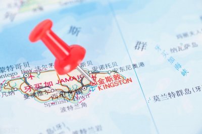 ​我是从一个人，不，是一位神，才知道了牙买加这个国家，你呢？