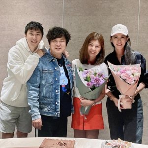 ​胡瓜女儿晒减肥前后对比照，曾患病爆肥认不出，四年瘦80斤很励志