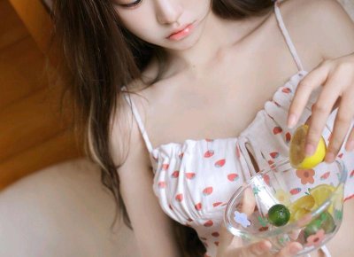 ​跟女生聊天的套路大全(和女生聊天经典套路)