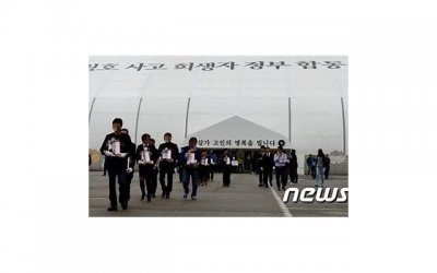 ​生了宝宝请客的邀请函 喜得贵子请柬怎么写