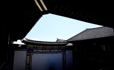 ​世界读书日大理市文联在晓雪故里举办“爱的吟唱一一诗歌朗诵会＂