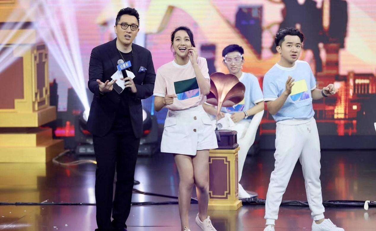 华少朱丹现场翻脸知乎爆料，朱丹和华少为什么不和私下矛盾很深？