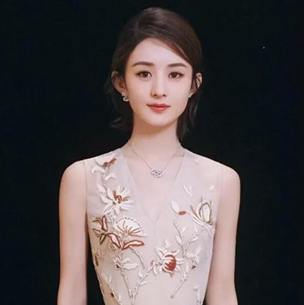 赵丽颖的宝宝是男的还女的？ 为什么说男方冯绍峰欠女方一个婚礼