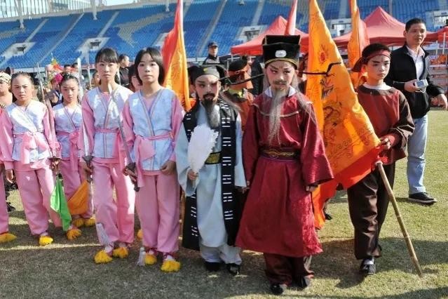 李逵为什么这么残暴 一戒武夫一对板斧使得风生水起而己