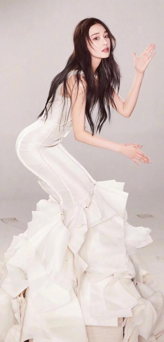 张燕是张馨予原名吗(明星军嫂张馨予介绍)