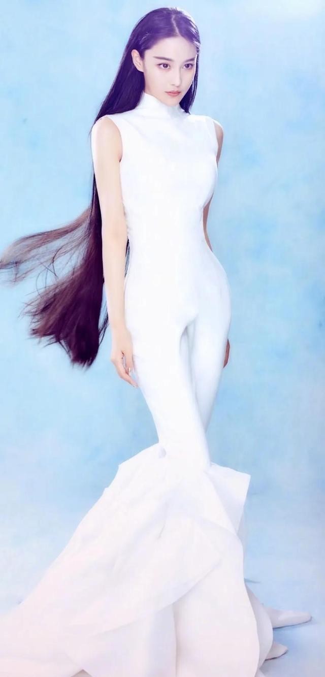 张燕是张馨予原名吗(明星军嫂张馨予介绍)