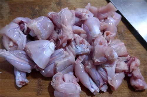 牛蛙为什么叫牛蛙(牛蛙为什么要尽量少吃)