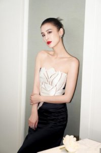 ​黄圣依的图片，演员黄圣依近照(黄圣依个人资料图片)