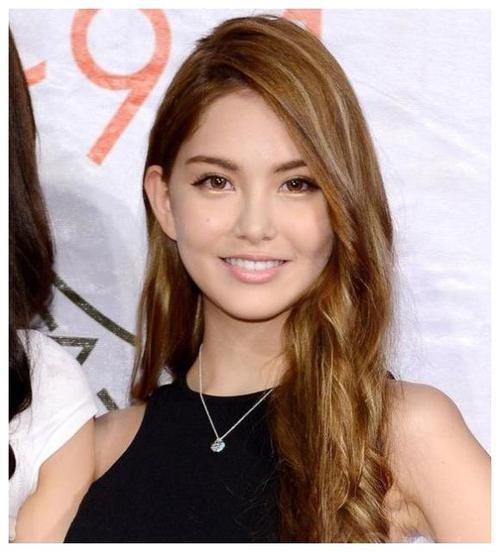 候佩,侯佩岑老公有钱吗(侯佩岑老公干嘛的) 候佩,侯佩岑老公有钱吗(侯佩岑老公干嘛的)