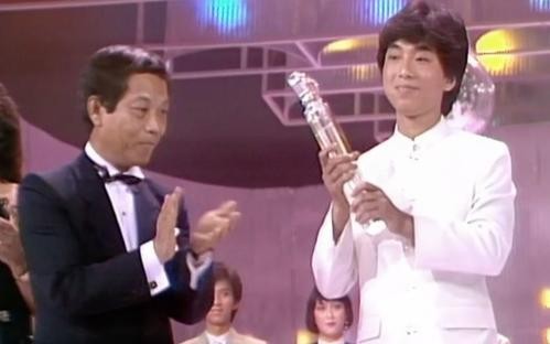 郑裕玲吕方的爱情（曾与张学友齐名的吕方恋郑裕玲16年不婚）(4)