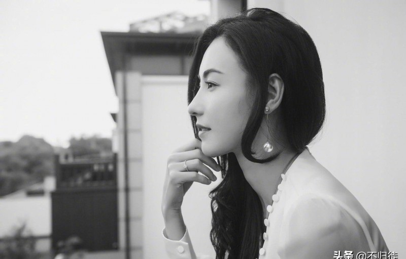 杨幂和谢霆锋宣布大婚（杨幂维权告造谣者将赔偿6万）