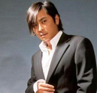 ​王杰被谁下毒真相揭秘（毒害王杰嗓子的幕后主使）