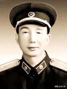 ​原总参作战部副部长——雷英夫