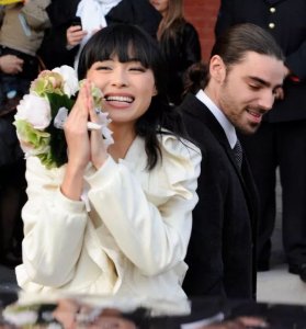 ​广东妹力排众议挤进王室,成为比利时首位中国王妃,她凭什么做到？