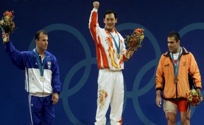 ​奥运冠军占旭刚，退役后迎娶初恋空姐+官至副厅，爱情事业双丰收