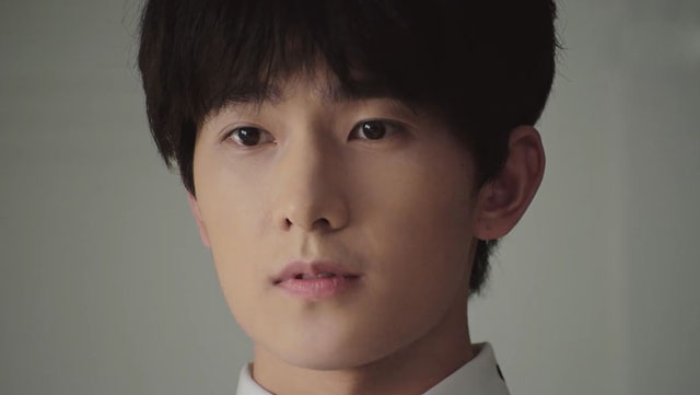 盘点十大单眼皮的男明星（那些单眼皮男明星）