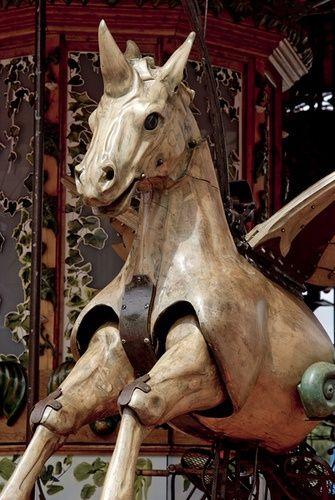 旋转木马里有什么（有这么一个浪漫的传说）(4)