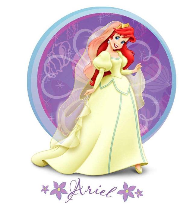 12位迪士尼公主介绍（当这10位迪士尼公主成为人母）(6)