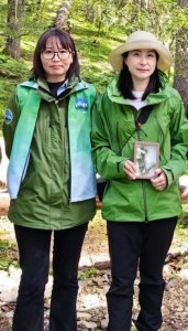 ​郭晶晶一家五口探索大自然，带孩子们体验户外，好幸福的家庭