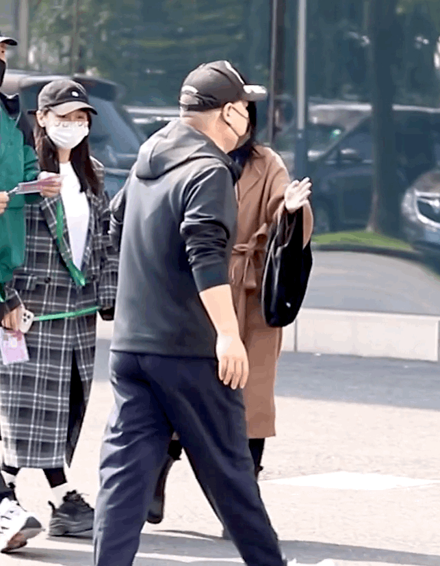 岳云鹏再次打卡《王牌对王牌》（岳云鹏参加综艺节目）