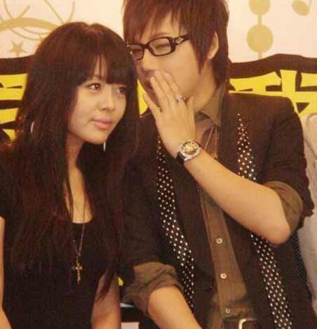 刘维老婆是叫丁爽吗？刘维和范晓萱是什么关系本文共（1249字）