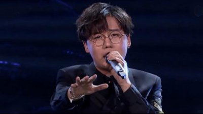 ​刘维老婆是叫丁爽吗？刘维和范晓萱是什么关系