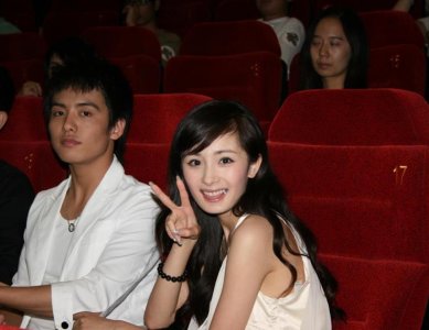 ​杨幂桃色情史被爆，四处留情隐秘恋爱，把16个男人玩弄于股掌之上