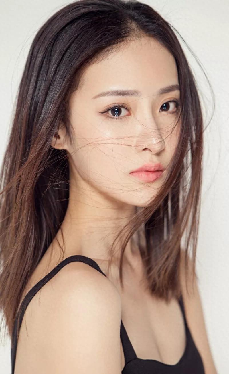 赖雨濛手机壁纸图片照片合集,可可爱爱的仙女小姐姐来啦