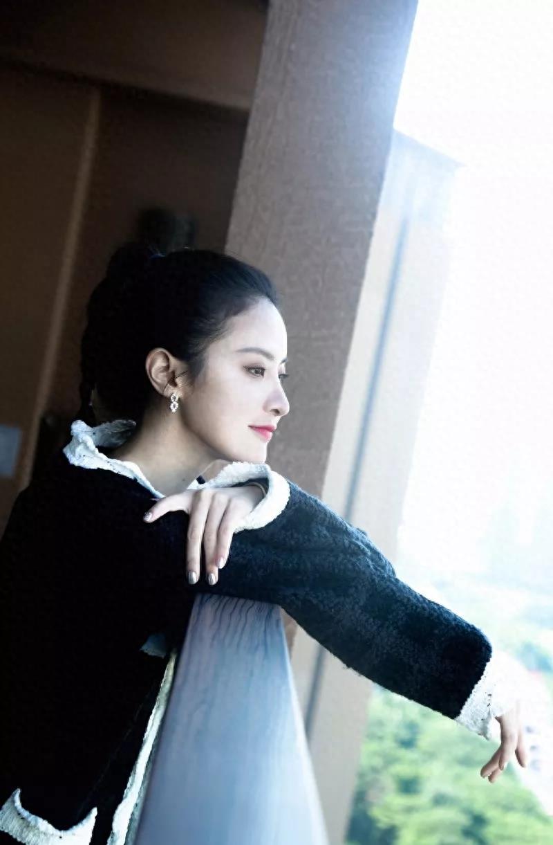 赖雨濛手机壁纸图片照片合集,可可爱爱的仙女小姐姐来啦