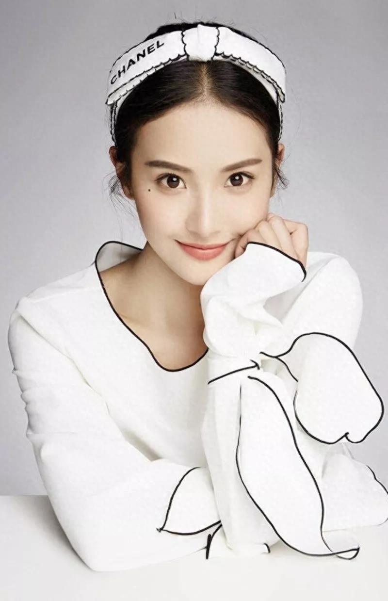 赖雨濛手机壁纸图片照片合集,可可爱爱的仙女小姐姐来啦