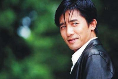 ​日本偶遇梁朝伟（网友偶遇梁朝伟，梁朝伟为什么去日本）