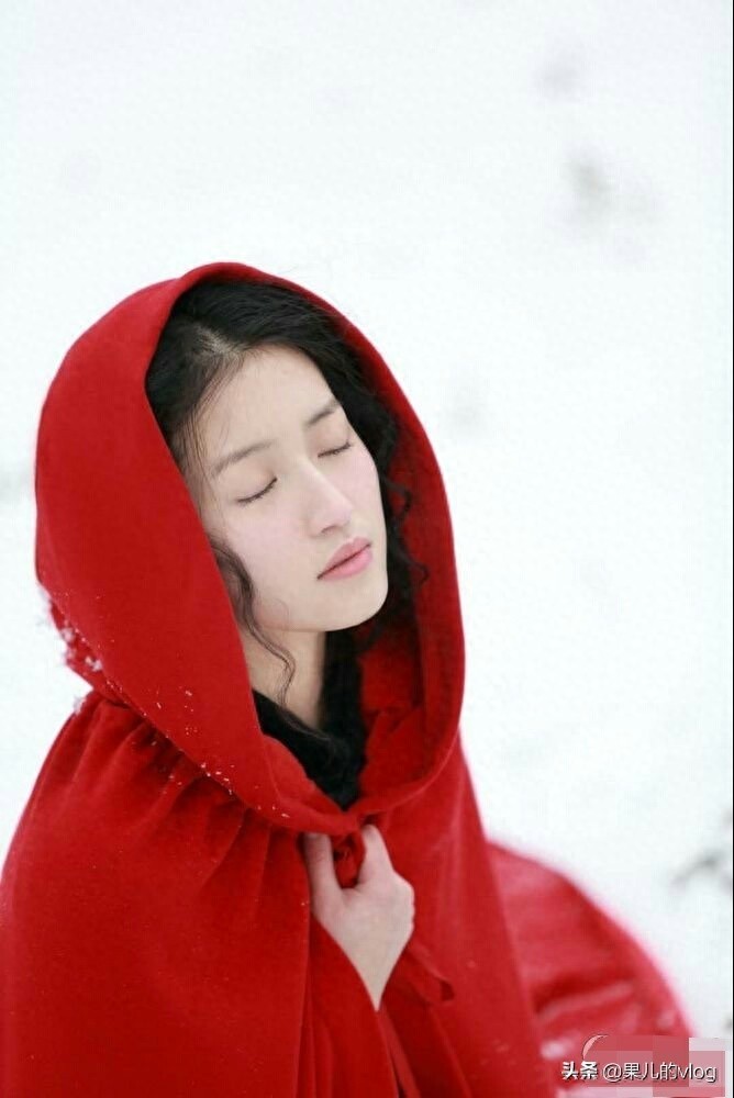 苏青，1989年7月5日出生于湖南衡阳，最喜欢《美人心计》的嫣儿