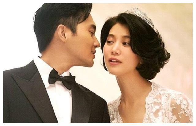 被骂“软饭男”的张智霖翻身了，谁还记得他当众谈初夜被前任吸引