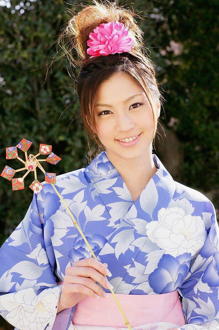 安田美沙子个人资料写真作品