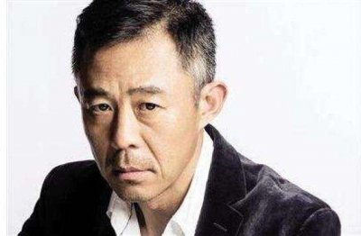 ​侯勇的三任妻子：现任90后，首任飞天影后，第2任最脸熟