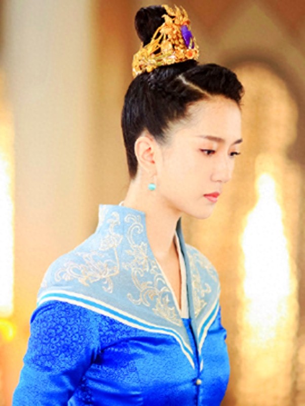 鹿晗首部古装剧《择天记》新剧照,娜扎、吴倩为他成情敌