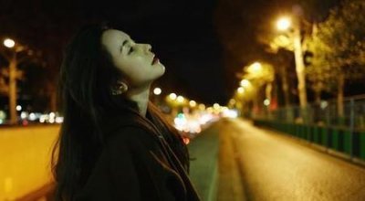 ​女人难受的时候如何用一句话来安慰(女生要安慰怎么回复)