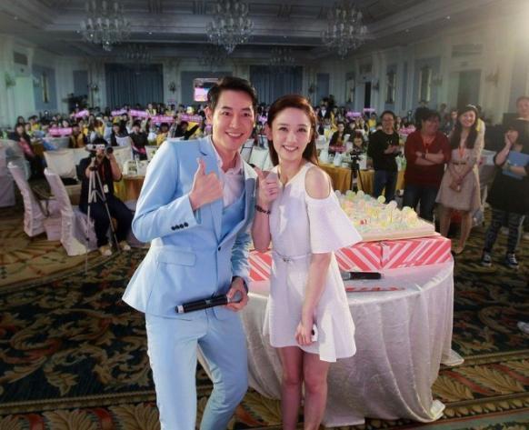 陈乔恩未婚夫首次曝光, 原来是大家都认识的他, 难怪看不上古天乐