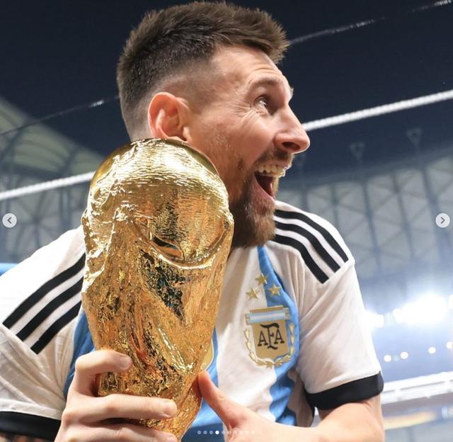 梅西夺冠体坛祝贺(梅西夺冠后首发文)(32)