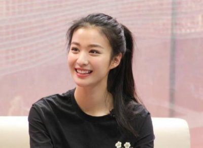 ​王楚然双眼皮是做的吗？王楚然的旧照及个人资料