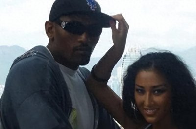 ​遭遇家暴致肛裂，中国女歌手40岁单身无人敢娶，曾与NBA球星同居