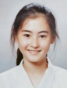 ​明星证件照大曝光，刘亦菲王丽坤上榜，她却判若两人