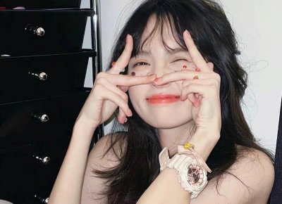 ​婚礼现场必备如何选择一位优秀的婚庆主持人