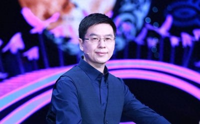 ​郦波教授诗词再起波澜，被称为国耻体！