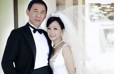 ​豪门的爱情？何念慈和渣男离婚后，嫁给痴等自己30年的日本富豪